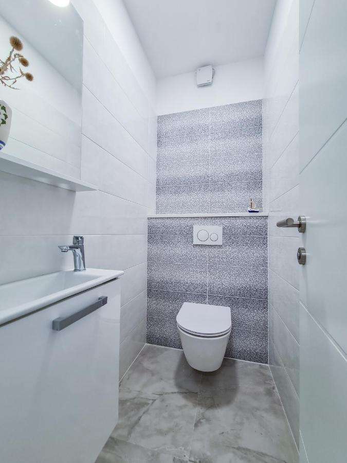 Apartments Lovic Lokva Rogoznica Εξωτερικό φωτογραφία