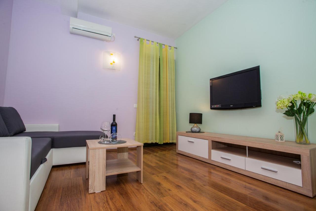 Apartments Lovic Lokva Rogoznica Εξωτερικό φωτογραφία